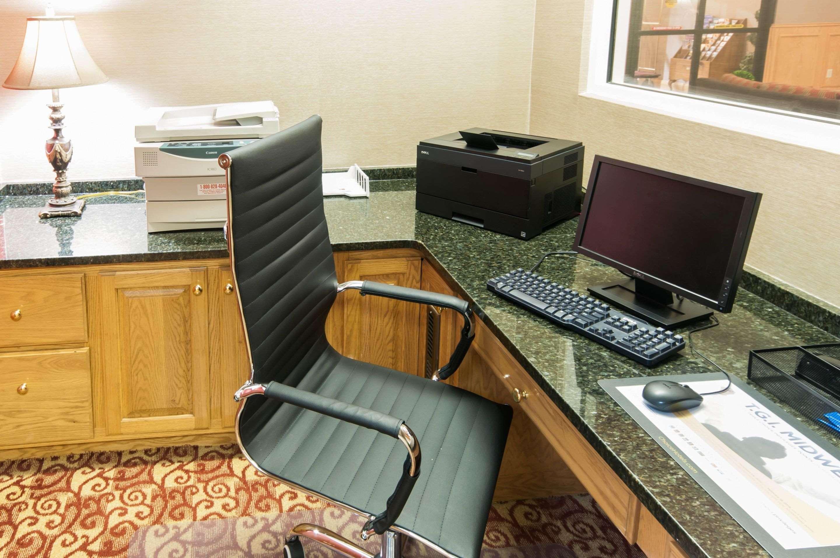 Comfort Suites Milledgeville Exterior photo